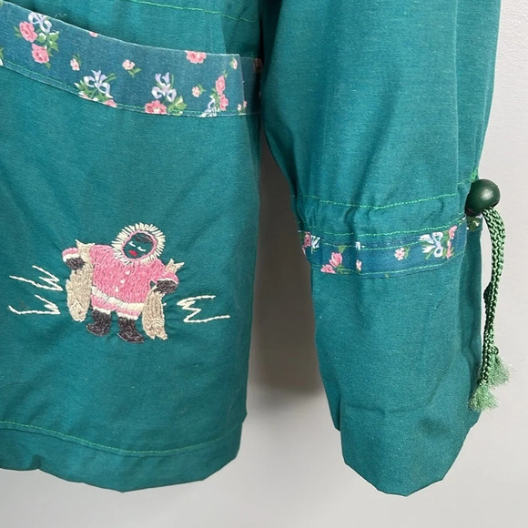 VINTAGE Handmade Labrador Parka Jacket Hunter Green Embroidered Fox Fur Poms M - Picture 6 of 11